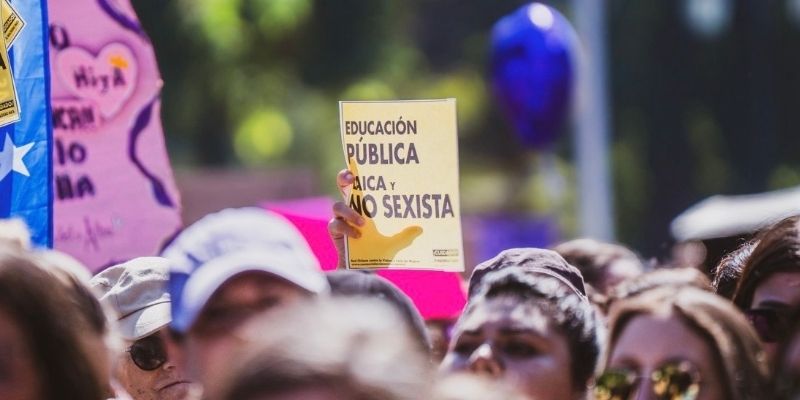 Presentación del estudio: Textos escolares en Chile.  Reflexiones críticas para una educación no sexista