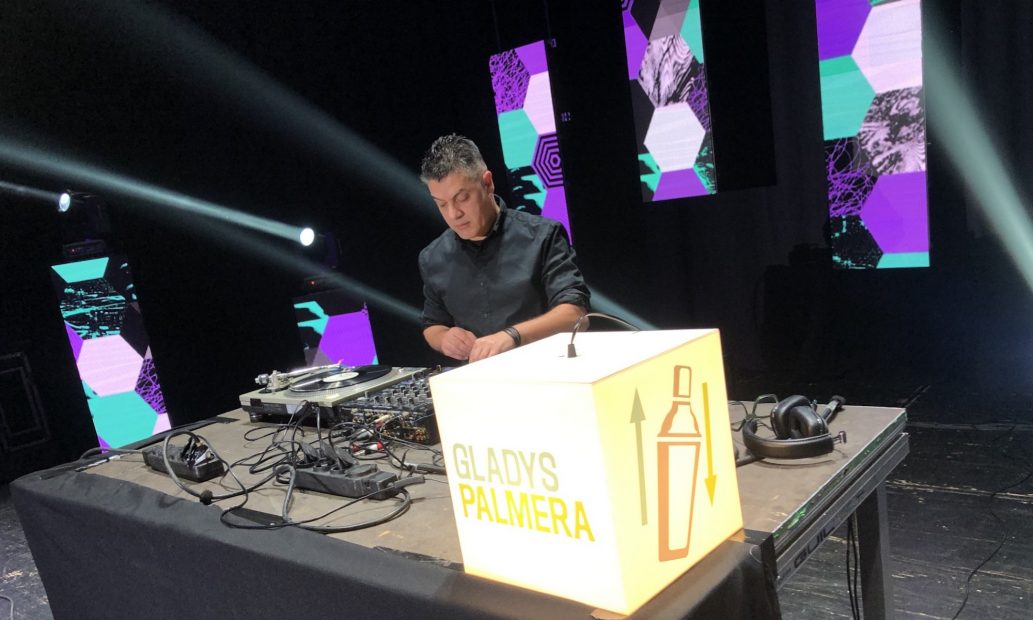 Sesin bailable de vinilos con Gladys Palmera